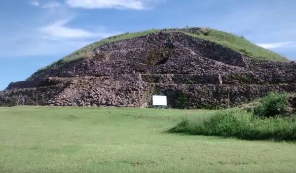 Los Cerritos de San Cristóbal Tepatlaxco