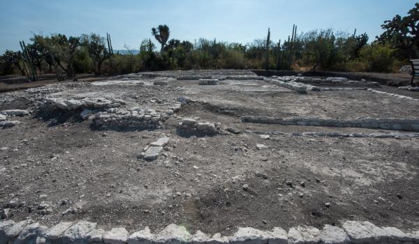 Teteles de Santo Nombre