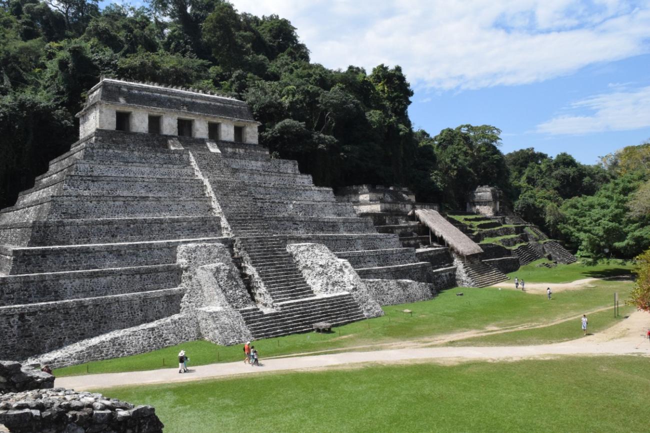 Palenque Corredor funerario de la Plaza Principal