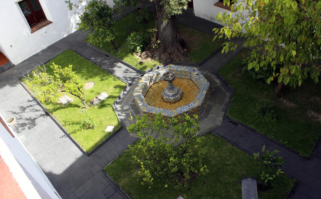 Patio de Novicias