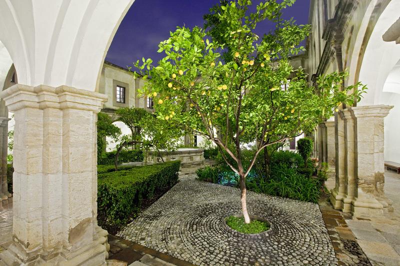 Claustro de los Naranjos