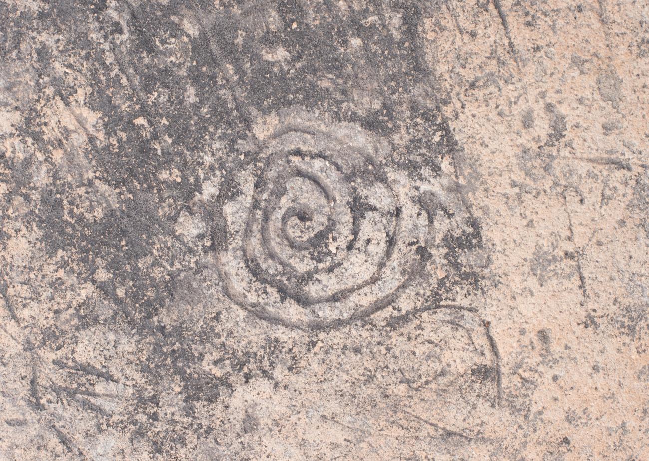 Petrograbado en espiral