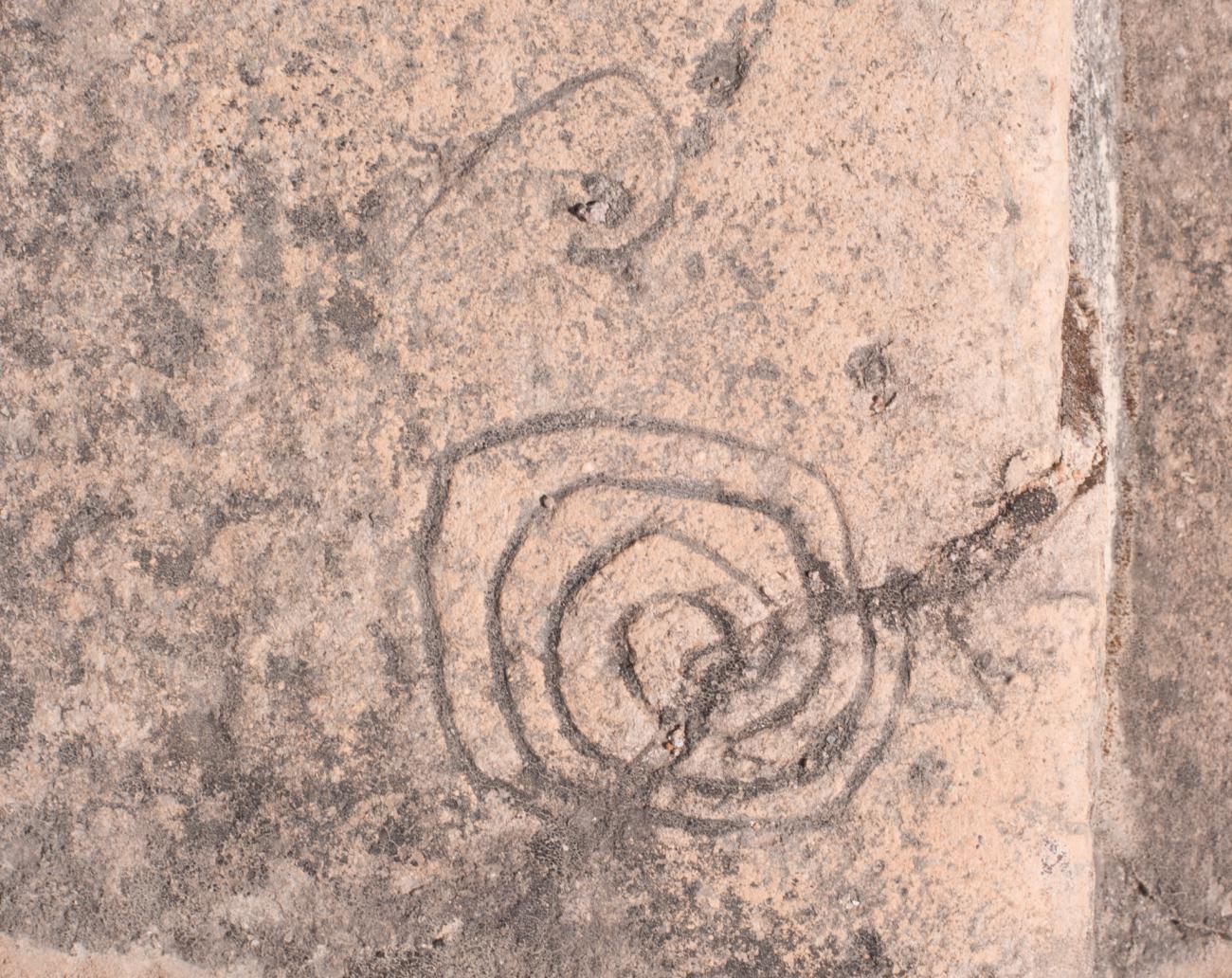 Petrograbado en espiral