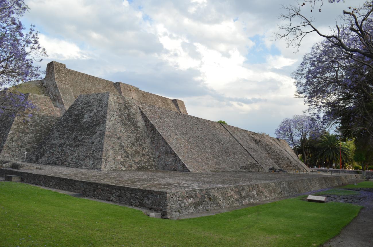 Última etapa del Templo Mayor de Tenayuca. Vista de norte a sur