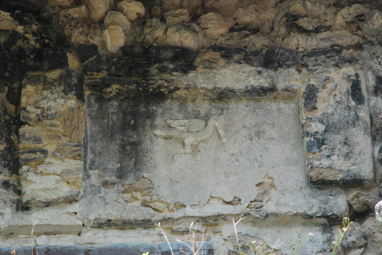 Nicho sobre el pórtico