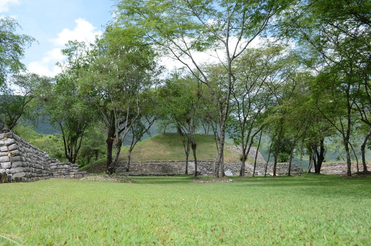 Edificio 1 o de la Mariposa de Cobre
