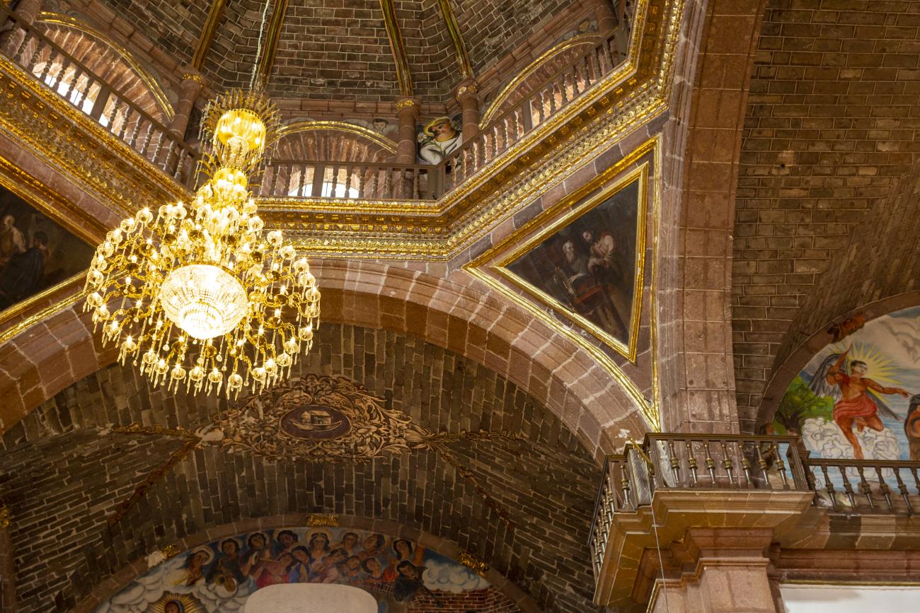 Interior de la Parroquia de San Miguel Arcángel