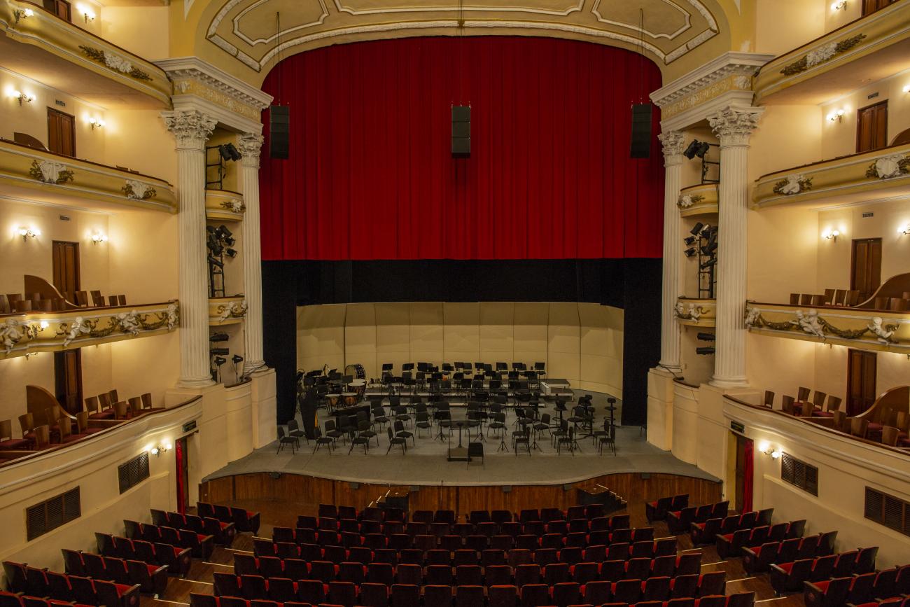 Teatro Peón Contreras