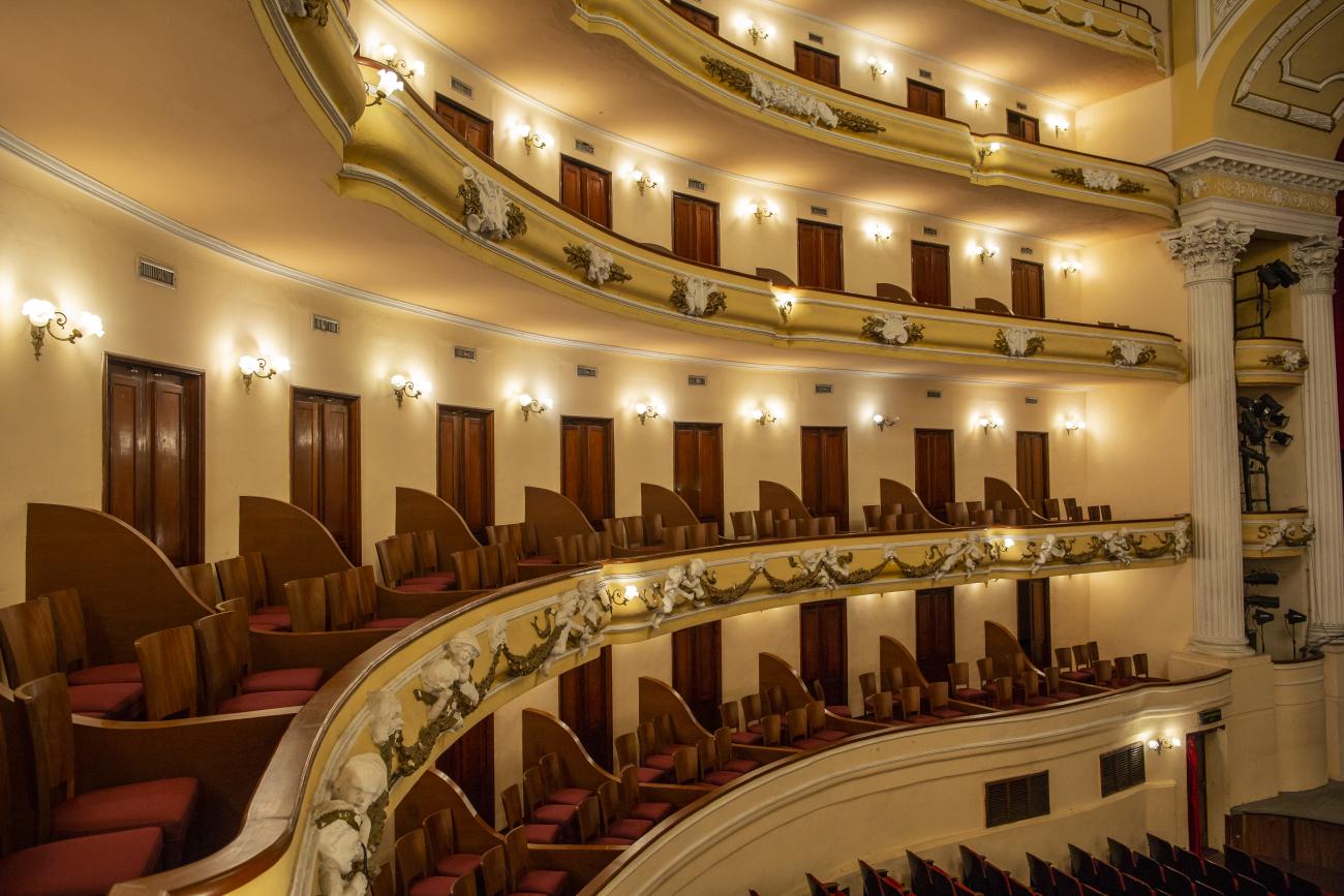 Teatro Peón Contreras