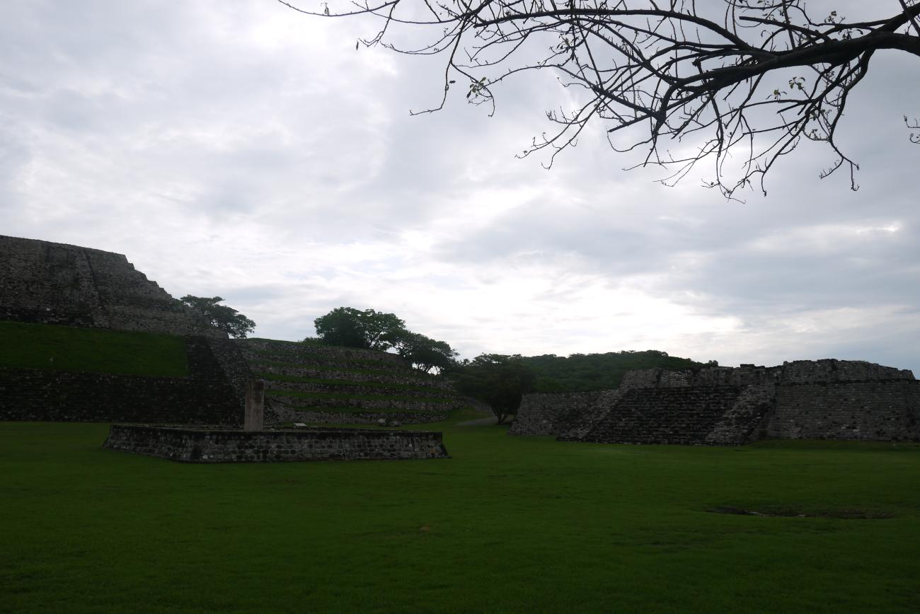 Plaza de la Estela de los Dos Glifos