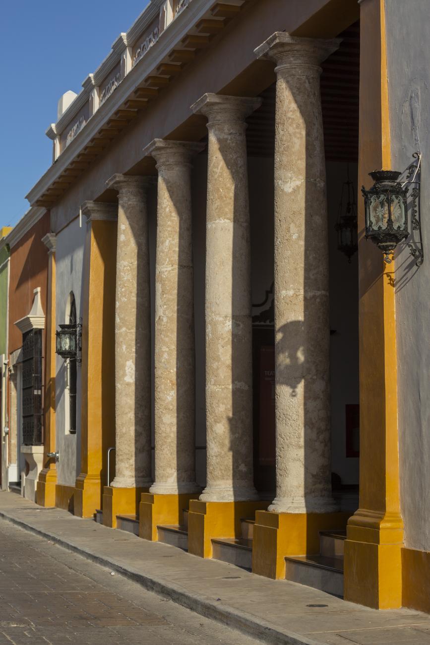 Teatro Francisco de Paula Toro