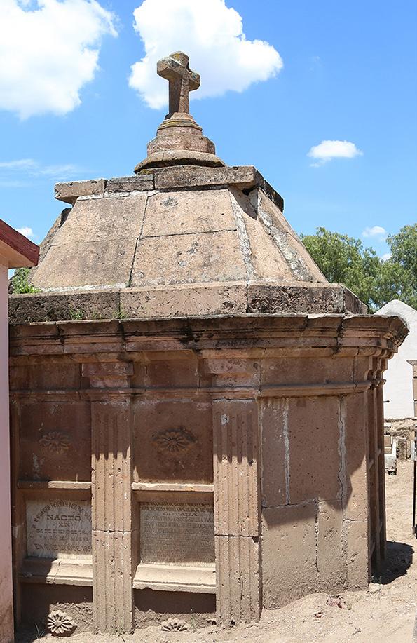 Sepulcro de la familia Otañez