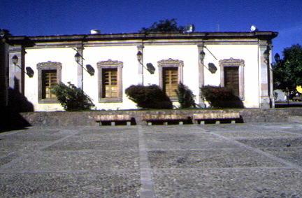 Escuela de Artes y Oficios " Miguel Leandro Guerra "