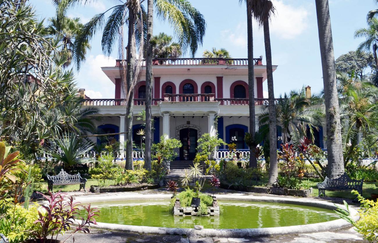 Casa Principal de la Antigua Hacienda Las Ánimas
