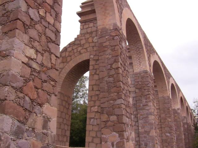 Antiguo Acueducto El Cubo