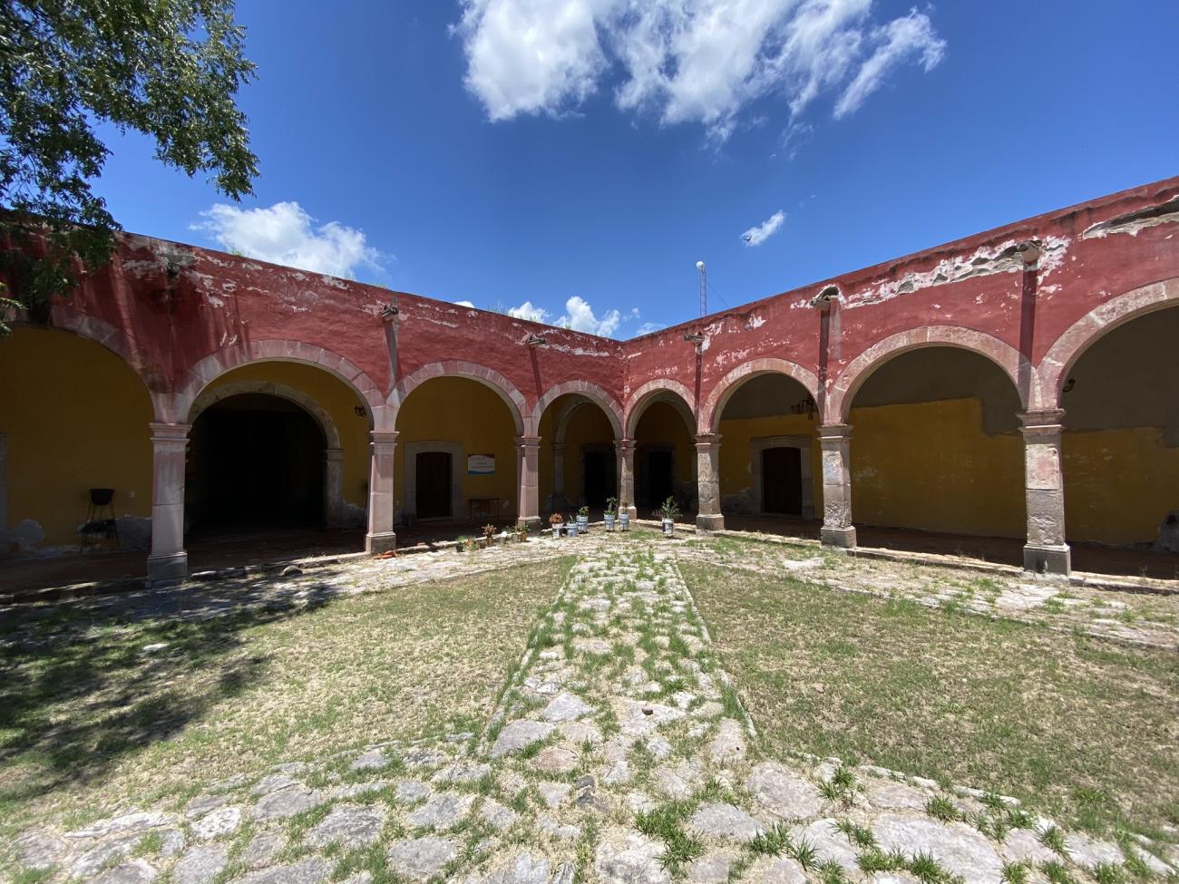 Casa Grande de la antigua hacienda de Navacoyán
