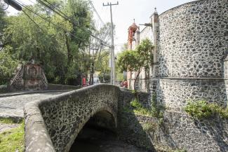 Costado y puente de Panzacola