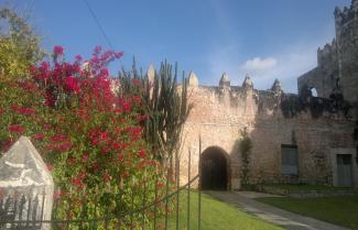 Casa Cural (Antiguo convento del Santo Niño Jesús)