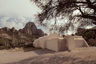 Lugares de memoria y tradiciones vivas de los otomí-chichimecas de Tolimán: la Peña de Bernal, guardiana de un territorio sagrado