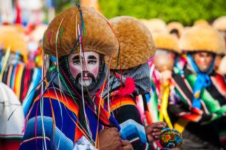 Los parachicos en la fiesta tradicional de enero de Chiapa de Corzo