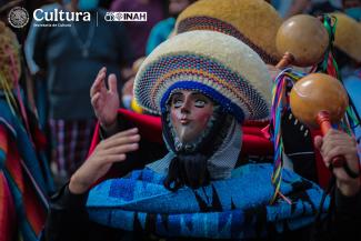 Los parachicos en la fiesta tradicional de enero de Chiapa de Corzo