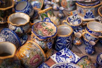 Procesos artesanales para la elaboración de la Talavera de Puebla y Tlaxcala (México) y de la cerámica de Talavera de la Reina y El Puente del Arzobispo (España)