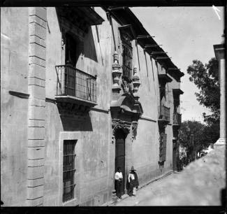 Casa de Allende, exterior ca. 1910
