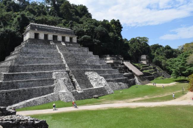 Palenque Corredor funerario de la Plaza Principal