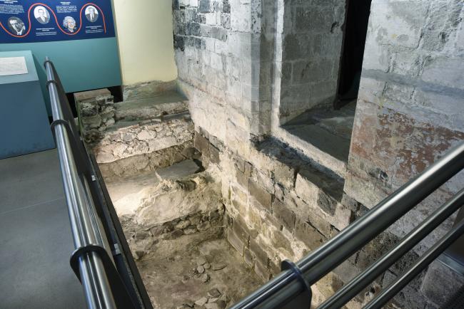 Ventana arqueológica Museo Nacional de las Culturas del Mundo