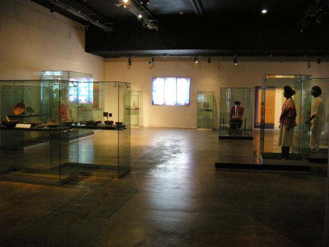 Sala Cuerpo y adorno