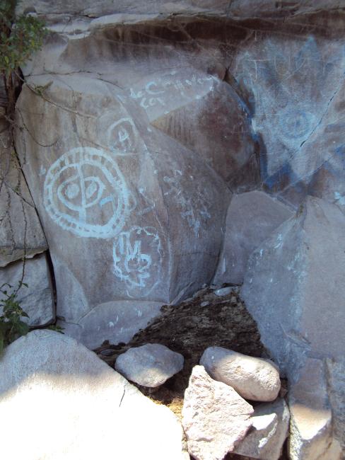 Grafiti en Cerro del Meco
