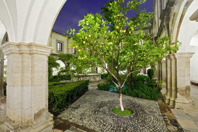 Claustro de los Naranjos