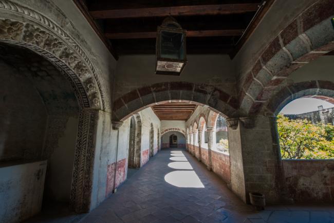 Claustro alto