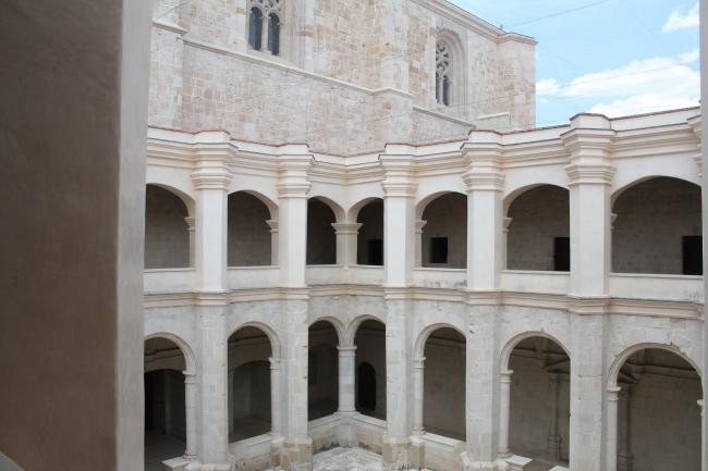Claustro