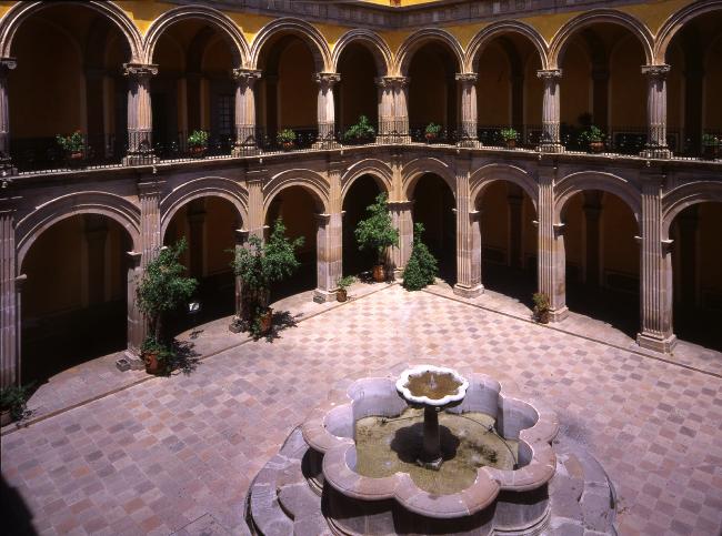 Patio principal