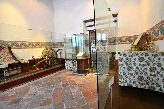 Sala Antecedentes, Vida de Hidalgo y Costilla