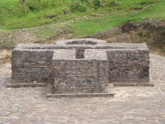 Tzompantli
