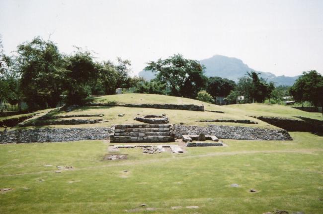 Plaza B
