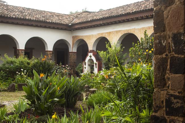 Museo de Artes e Industrias Populares
