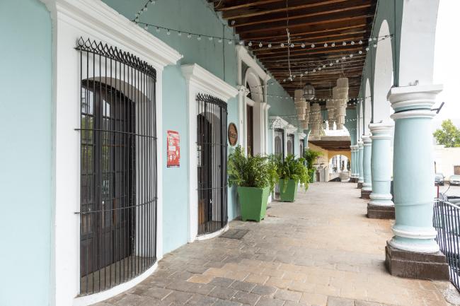 Hotel portales