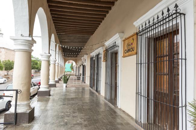 Hotel portales
