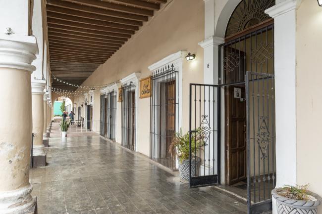 Hotel portales