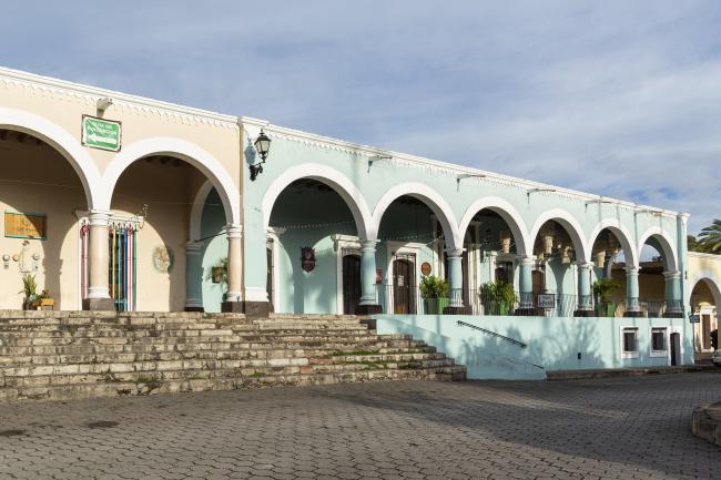 Hotel portales