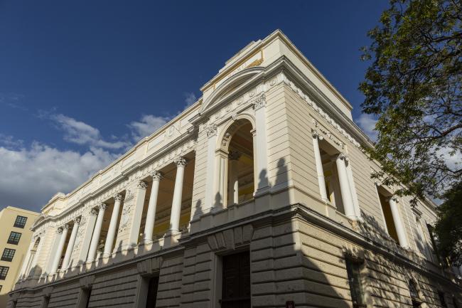 Teatro Peón Contreras