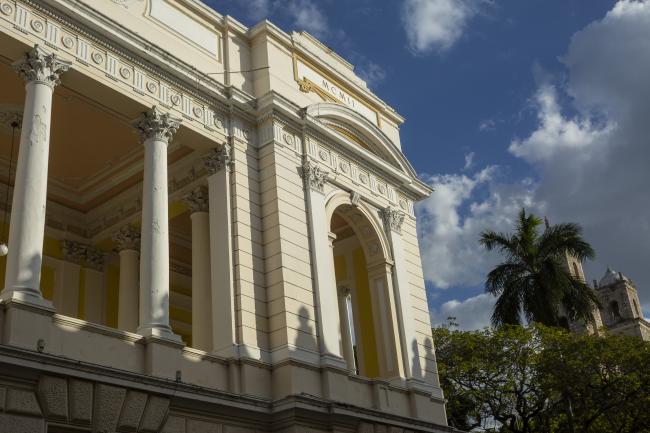 Teatro Peón Contreras