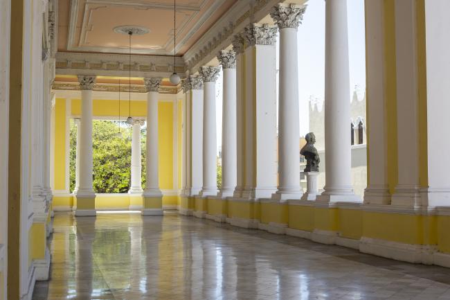 Teatro Peón Contreras