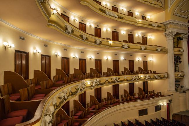 Teatro Peón Contreras