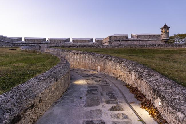 Museo de Arqueología Maya, Fuerte de San Miguel