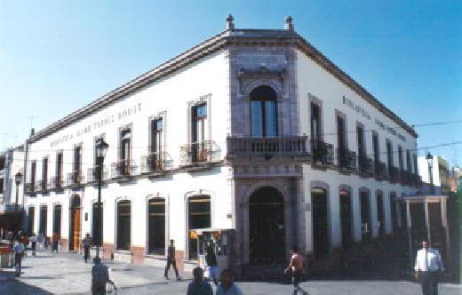 La casa de las Gardenias (Biblioteca J. Torres Bodet)