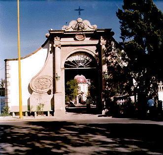 Panteón de Oriente